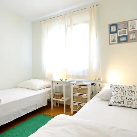 Bluebell With Private Parking Apartamento *