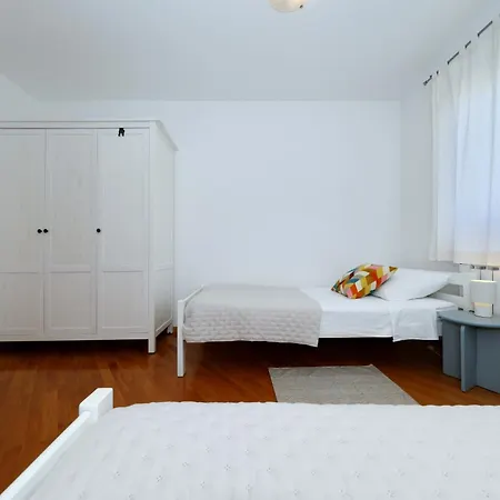 Apartman Bluebell With Private Parking *