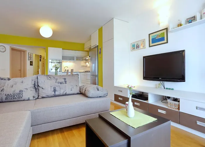 Διαμέρισμα Bluebell With Private Parking